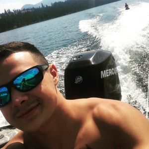 Meet your Posher, Antheny